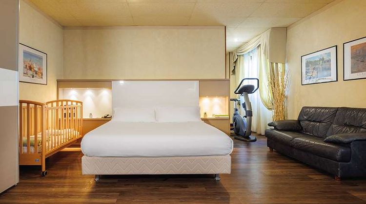 Jr Hotels Amadeus Bologna Room
