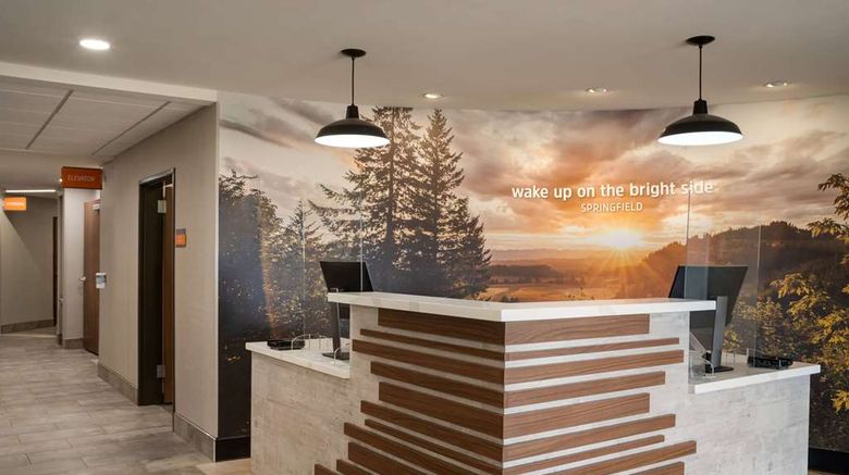 <b>La Quinta Inn & Suites by Wyndham Lobby</b>. Images powered by <a href="https://iceportal.shijigroup.com/" title="IcePortal" target="_blank">IcePortal</a>.
