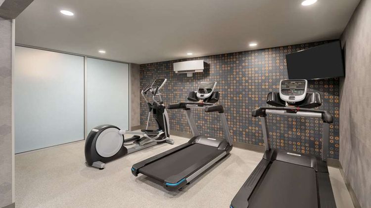 La Quinta Inn & Suites by Wyndham Health