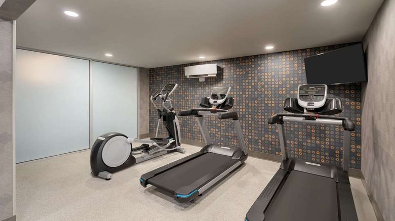 <b>La Quinta Inn & Suites by Wyndham Health</b>. Images powered by <a href="https://iceportal.shijigroup.com/" title="IcePortal" target="_blank">IcePortal</a>.