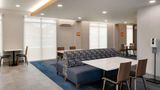 <b>La Quinta Inn & Suites by Wyndham Lobby</b>. Images powered by <a href="https://iceportal.shijigroup.com/" title="IcePortal" target="_blank">IcePortal</a>.