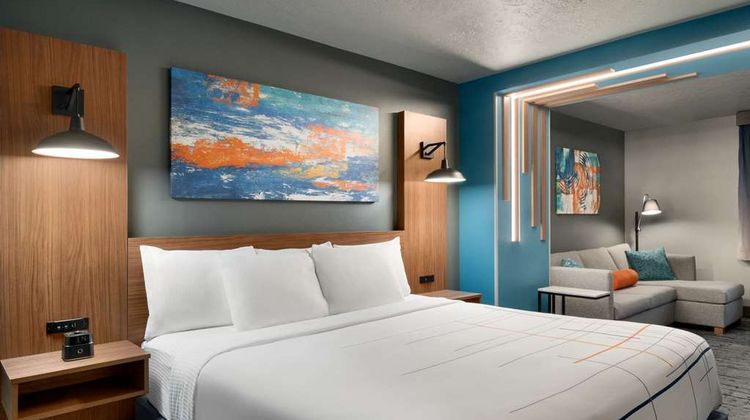La Quinta Inn & Suites by Wyndham Suite