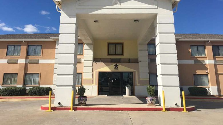 <b>SureStay Hotel by Best Western Weimer Exterior</b>. Images powered by <a href="https://iceportal.shijigroup.com/" title="IcePortal" target="_blank">IcePortal</a>.