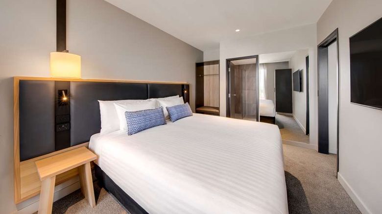 <b>Vibe Hotel Hobart Suite</b>. Images powered by <a href="https://iceportal.shijigroup.com/" title="IcePortal" target="_blank">IcePortal</a>.