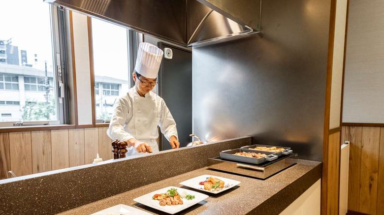 <b>Hotel Gracery Osaka Namba Restaurant</b>. Images powered by <a href="https://iceportal.shijigroup.com/" title="IcePortal" target="_blank">IcePortal</a>.
