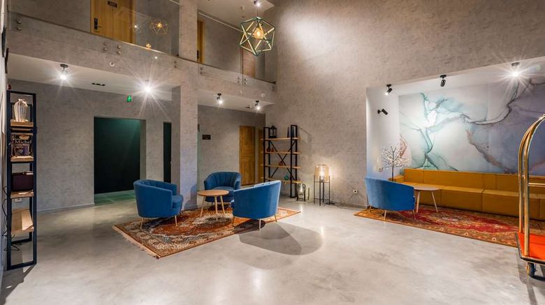 <b>Best Western Gudauri Lobby</b>. Images powered by <a href="https://iceportal.shijigroup.com/" title="IcePortal" target="_blank">IcePortal</a>.