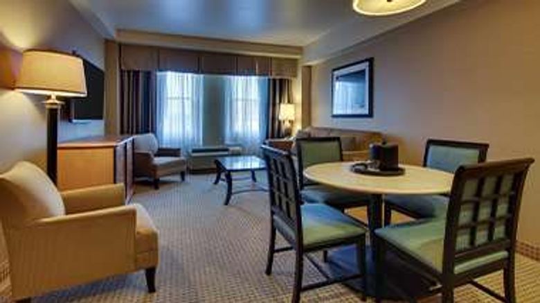 <b>Hollywood Casino Lawrenceburg Suite</b>. Images powered by <a href="https://iceportal.shijigroup.com/" title="IcePortal" target="_blank">IcePortal</a>.