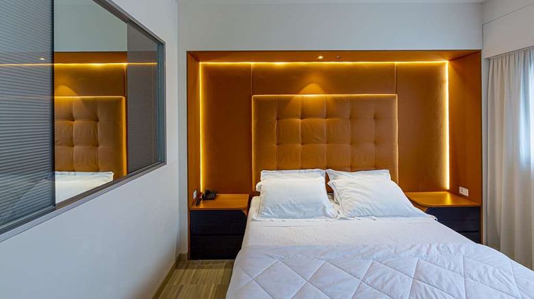 <b>Hotel La' Di Moret Room</b>. Images powered by <a href="https://iceportal.shijigroup.com/" title="IcePortal" target="_blank">IcePortal</a>.