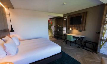 DoubleTree by Hilton Royal Parc