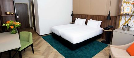 DoubleTree by Hilton Royal Parc Room