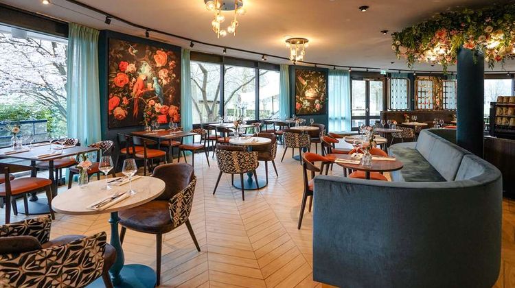DoubleTree by Hilton Royal Parc Restaurant
