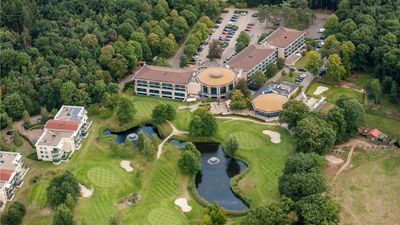 DoubleTree by Hilton Royal Parc