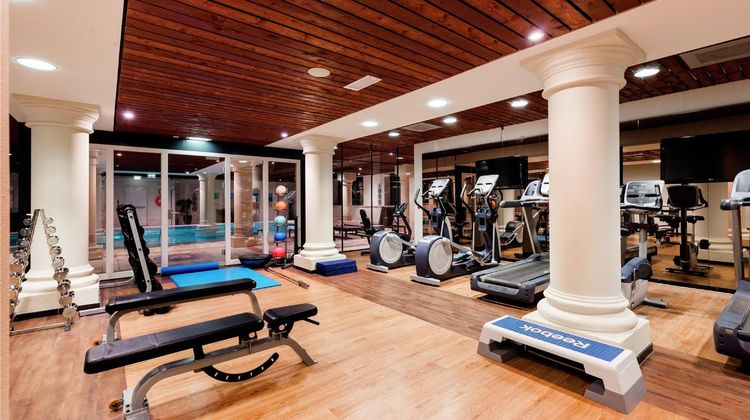 DoubleTree by Hilton Royal Parc Health