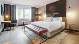 <b>Radisson RED Hotel London Heathrow Room</b>. Images powered by <a href="https://iceportal.shijigroup.com/" title="IcePortal" target="_blank">IcePortal</a>.