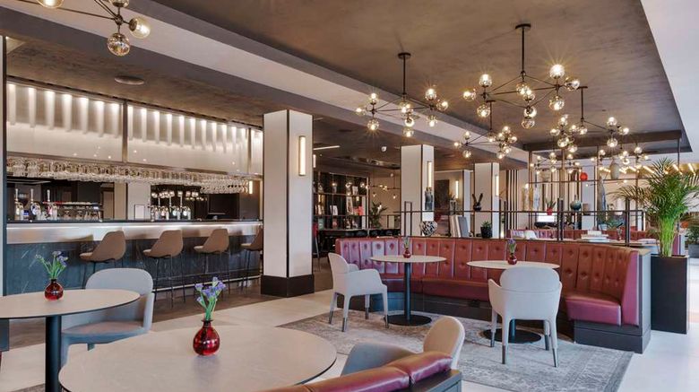<b>Radisson RED Hotel London Heathrow Restaurant</b>. Images powered by <a href="https://iceportal.shijigroup.com/" title="IcePortal" target="_blank">IcePortal</a>.