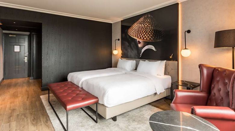 <b>Radisson RED Hotel London Heathrow Room</b>. Images powered by <a href="https://iceportal.shijigroup.com/" title="IcePortal" target="_blank">IcePortal</a>.