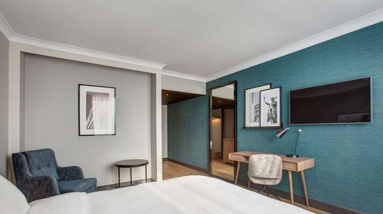 <b>Radisson Hotel & Conf Centre London Room</b>. Images powered by <a href="https://iceportal.shijigroup.com/" title="IcePortal" target="_blank">IcePortal</a>.