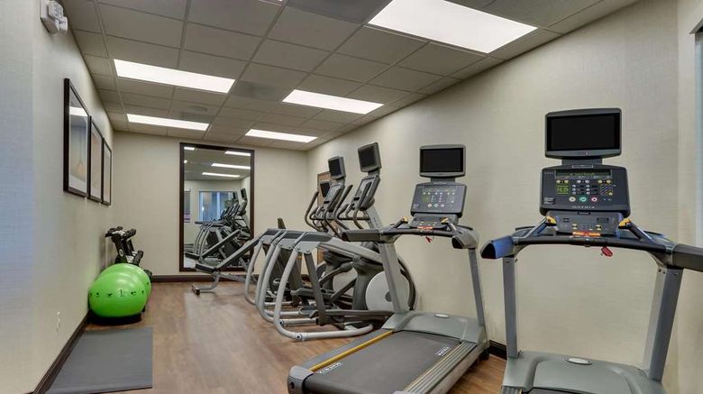 <b>Drury Inn & Suites Lafayette Health</b>. Images powered by <a href="https://iceportal.shijigroup.com/" title="IcePortal" target="_blank">IcePortal</a>.