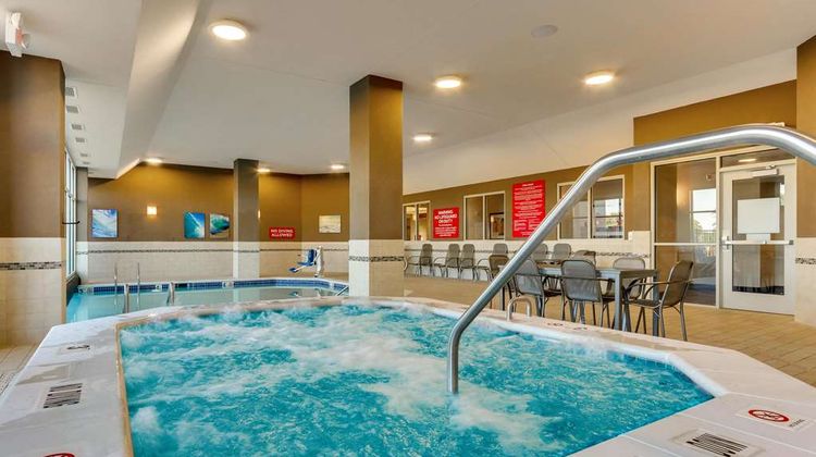 Drury Inn & Suites Lafayette Pool