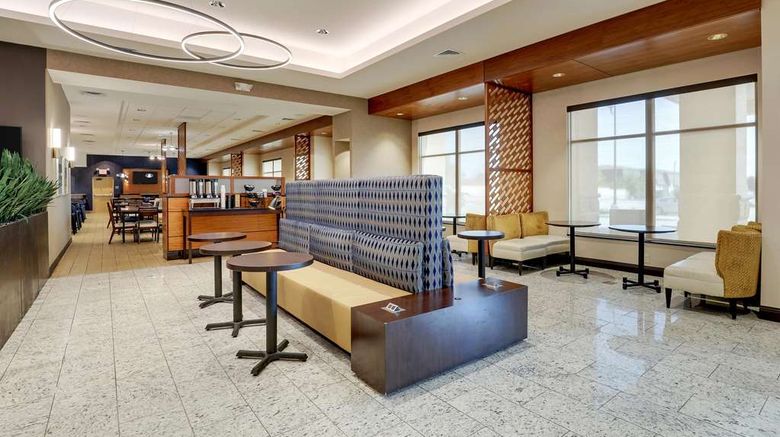 <b>Drury Inn & Suites Lafayette Lobby</b>. Images powered by <a href="https://iceportal.shijigroup.com/" title="IcePortal" target="_blank">IcePortal</a>.