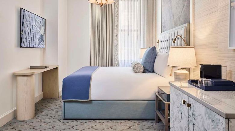 <b>The Wall Street Hotel Room</b>. Images powered by <a href="https://iceportal.shijigroup.com/" title="IcePortal" target="_blank">IcePortal</a>.