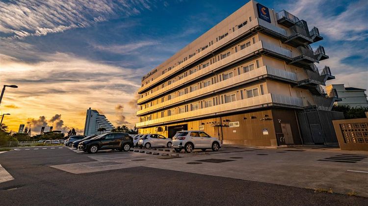 Comfort Hotel Ishigaki Island Exterior