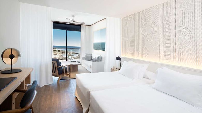 <b>H10 Imperial Tarraco Suite</b>. Images powered by <a href="https://iceportal.shijigroup.com/" title="IcePortal" target="_blank">IcePortal</a>.