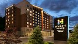<b>Hyatt Place Fort Lee / GWB Exterior</b>. Images powered by <a href="https://iceportal.shijigroup.com/" title="IcePortal" target="_blank">IcePortal</a>.