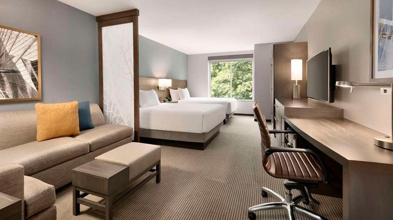 <b>Hyatt Place Fort Lee / GWB Room</b>. Images powered by <a href="https://iceportal.shijigroup.com/" title="IcePortal" target="_blank">IcePortal</a>.