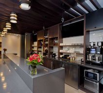 Hyatt Place Kelowna Lobby