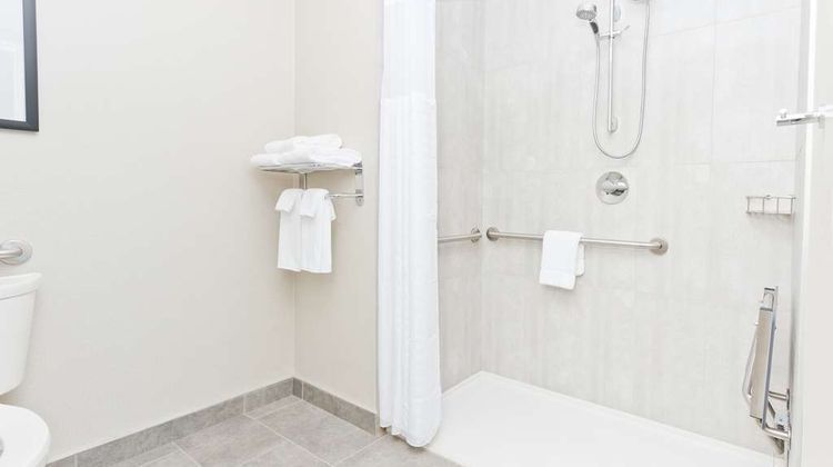 Hyatt Place Kelowna Room