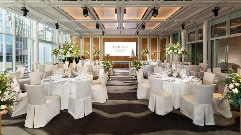 <b>Conrad Singapore Marina Bay Meeting</b>. Images powered by <a href=https://www.travelagewest.com/Hotels/Singapore-Singapore/