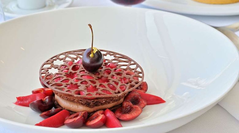 <b>Dolce Vita Hotel Restaurant</b>. Images powered by <a href="https://iceportal.shijigroup.com/" title="IcePortal" target="_blank">IcePortal</a>.