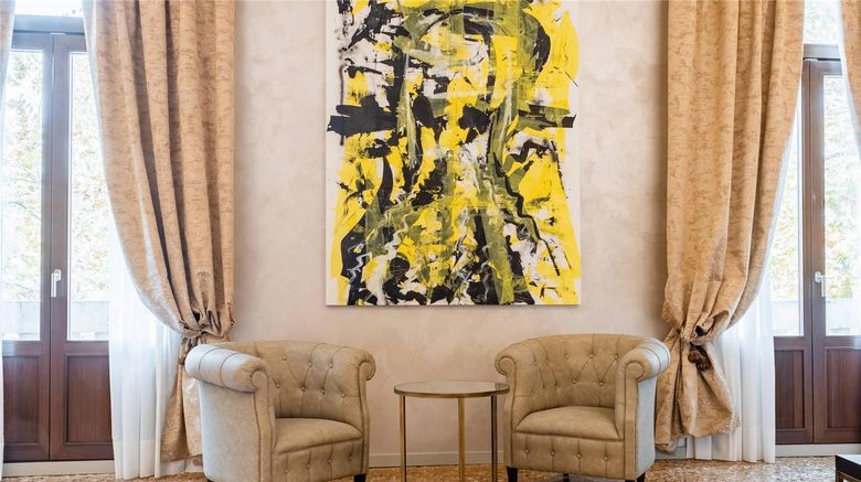 <b>Hotel Aquarius Venice, Ascend Collection Suite</b>. Images powered by <a href="https://iceportal.shijigroup.com/" title="IcePortal" target="_blank">IcePortal</a>.