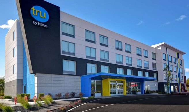 Tru by Hilton Concord Exterior