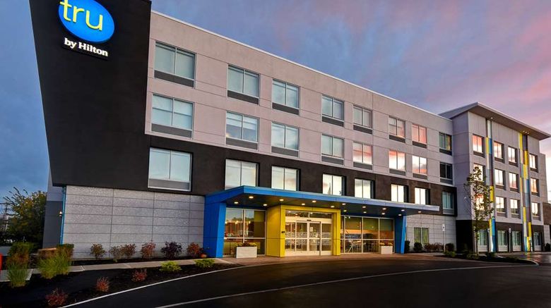 <b>Tru by Hilton Concord Exterior</b>. Images powered by <a href="https://iceportal.shijigroup.com/" title="IcePortal" target="_blank">IcePortal</a>.