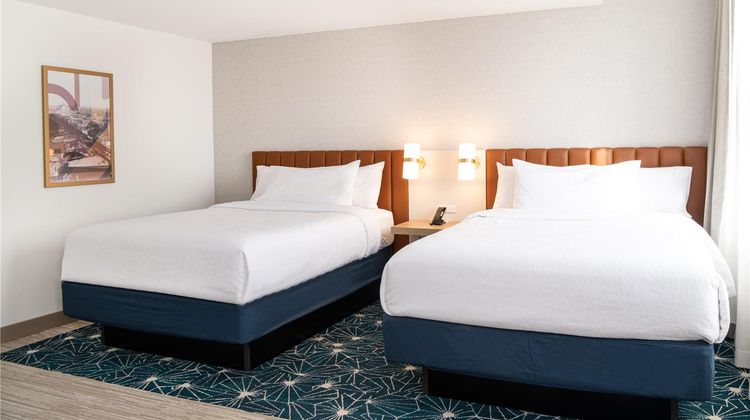 Hilton Garden Inn Flint Downtown Room