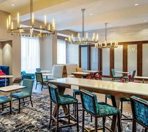 Hampton Inn & Suites Raleigh Midtown Lobby