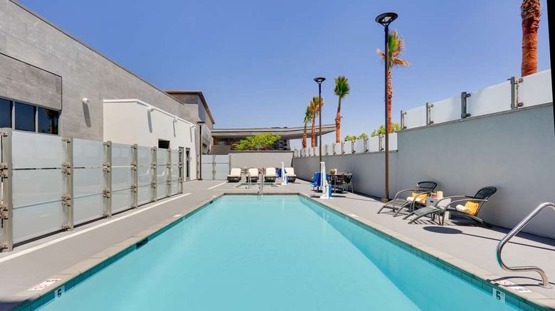 <b>Homewood Stes by Hilton Irvine Spectrum Pool</b>. Images powered by <a href="https://iceportal.shijigroup.com/" title="IcePortal" target="_blank">IcePortal</a>.