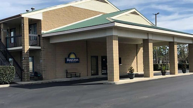 Days Inn by Wyndham Cape Carteret Exterior. Images powered by <a href="https://iceportal.shijigroup.com" target="_blank" rel="noopener">Ice Portal</a>.