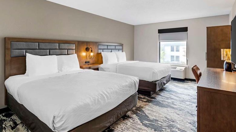 <b>Best Western Plus Bourbonnais Hotel-Stes Room</b>. Images powered by <a href="https://iceportal.shijigroup.com/" title="IcePortal" target="_blank">IcePortal</a>.