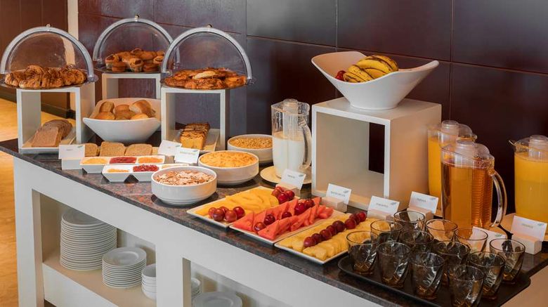<b>Best Western Plus Pearl Addis Ababa Restaurant</b>. Images powered by <a href="https://iceportal.shijigroup.com/" title="IcePortal" target="_blank">IcePortal</a>.