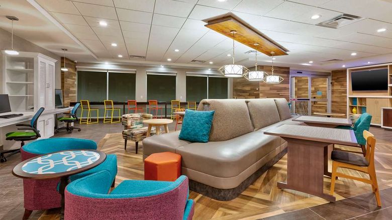 <b>Home2 Suites by Hilton Battle Creek Lobby</b>. Images powered by <a href="https://iceportal.shijigroup.com/" title="IcePortal" target="_blank">IcePortal</a>.
