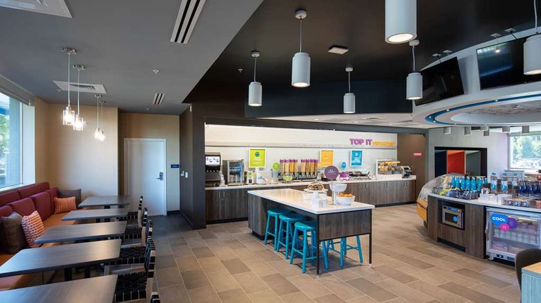 <b>Tru by Hilton Eugene Restaurant</b>. Images powered by <a href="https://iceportal.shijigroup.com/" title="IcePortal" target="_blank">IcePortal</a>.