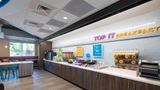 Tru by Hilton Eugene Restaurant