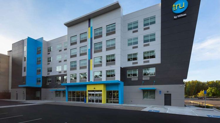 Tru by Hilton Eugene Exterior