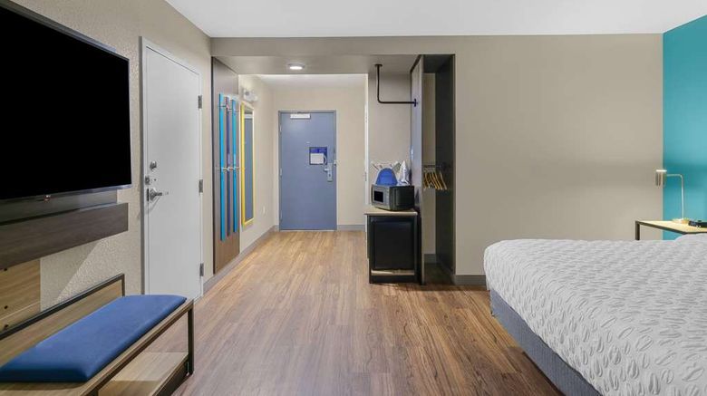 <b>Tru by Hilton Lathrop Other</b>. Images powered by <a href="https://iceportal.shijigroup.com/" title="IcePortal" target="_blank">IcePortal</a>.