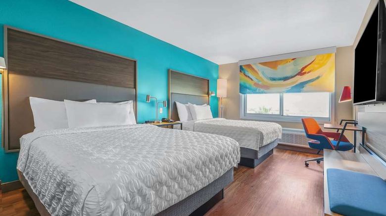 <b>Tru by Hilton Lathrop Room</b>. Images powered by <a href="https://iceportal.shijigroup.com/" title="IcePortal" target="_blank">IcePortal</a>.