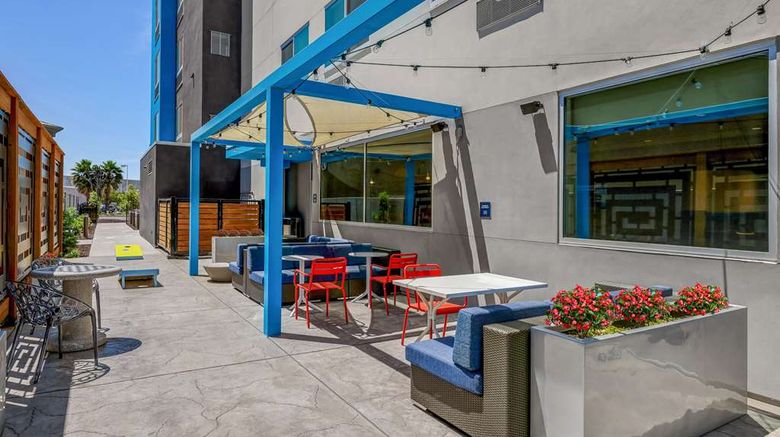 <b>Tru by Hilton Lathrop Exterior</b>. Images powered by <a href="https://iceportal.shijigroup.com/" title="IcePortal" target="_blank">IcePortal</a>.