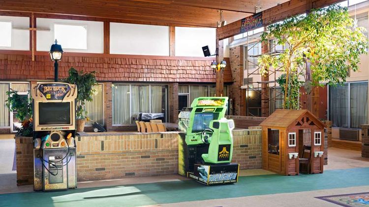 Travelodge by Wyndham Gaylord Lobby
